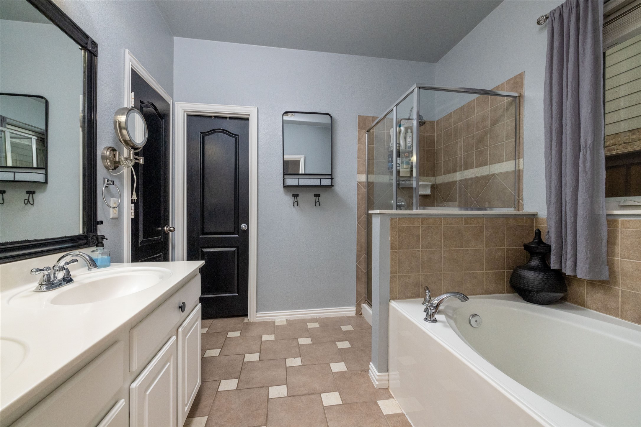 4932 Van Zandt Drive