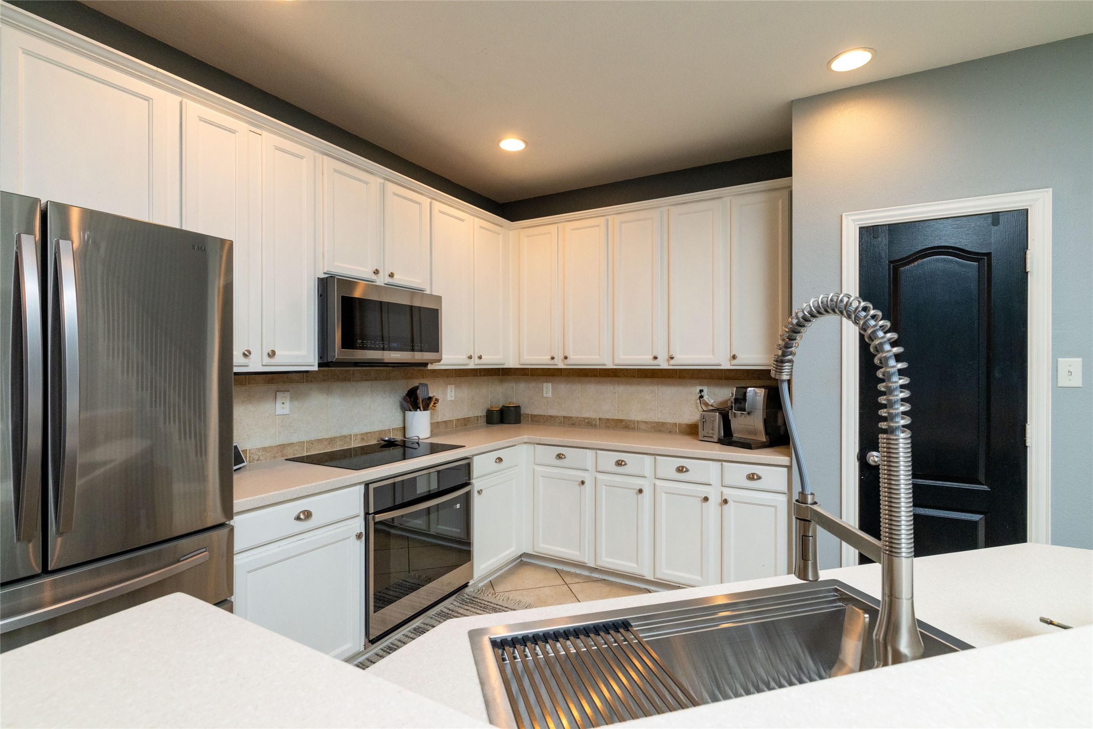 4932 Van Zandt Drive