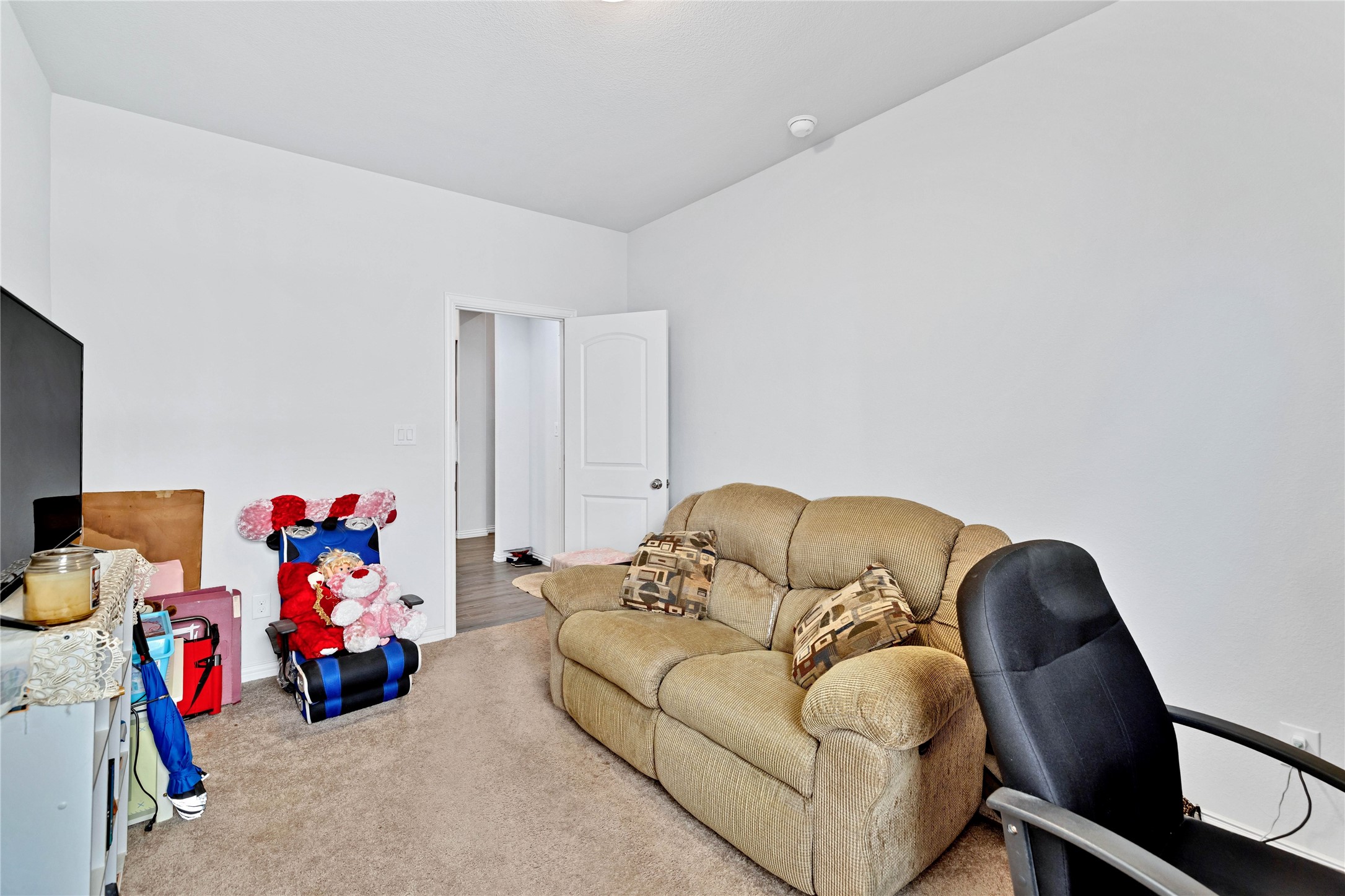 8116 Pistache Avenue