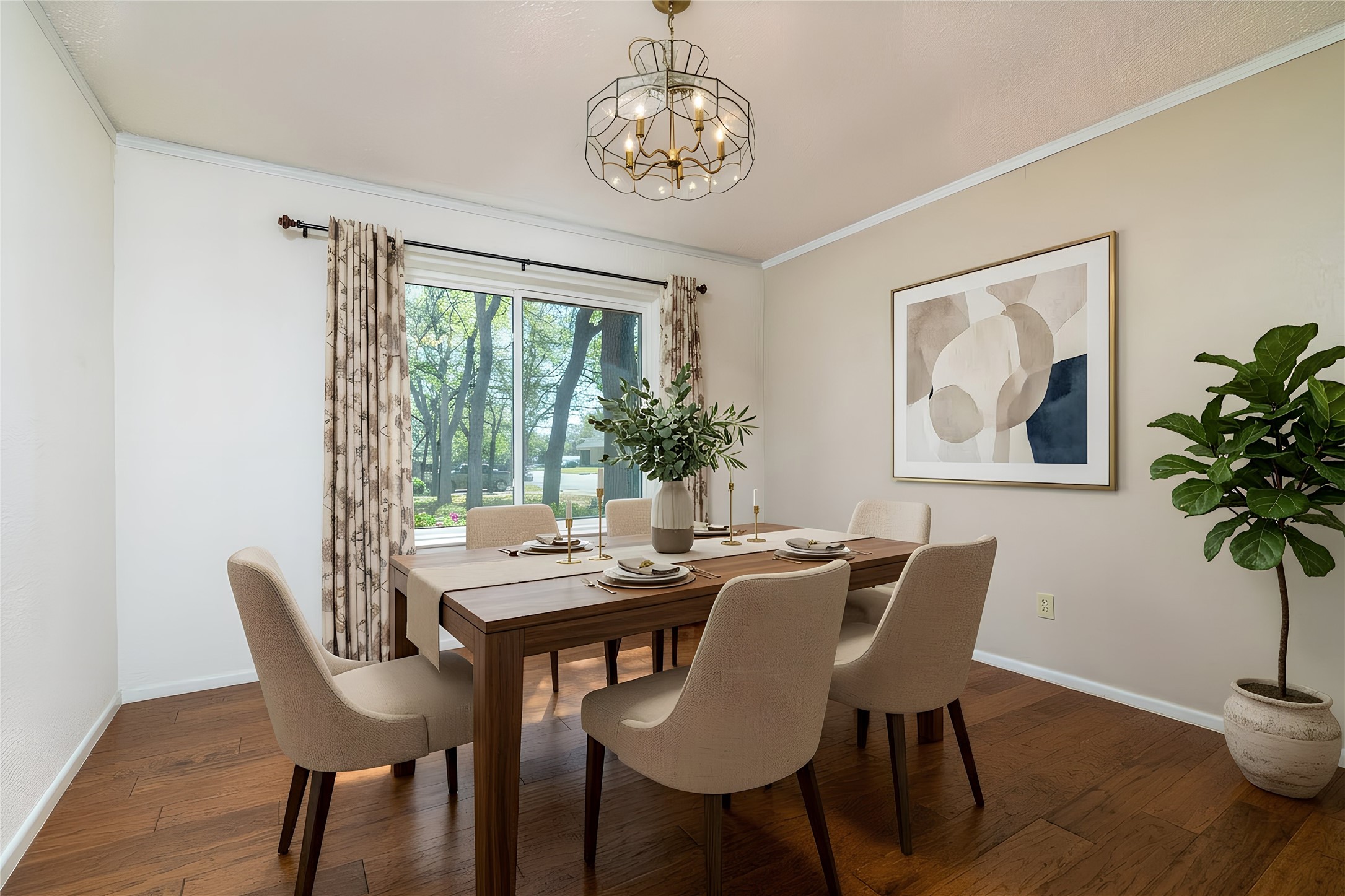 944 Mountain Terrace