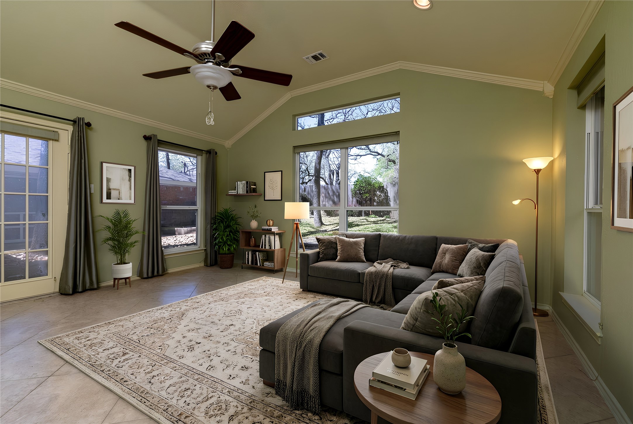 944 Mountain Terrace