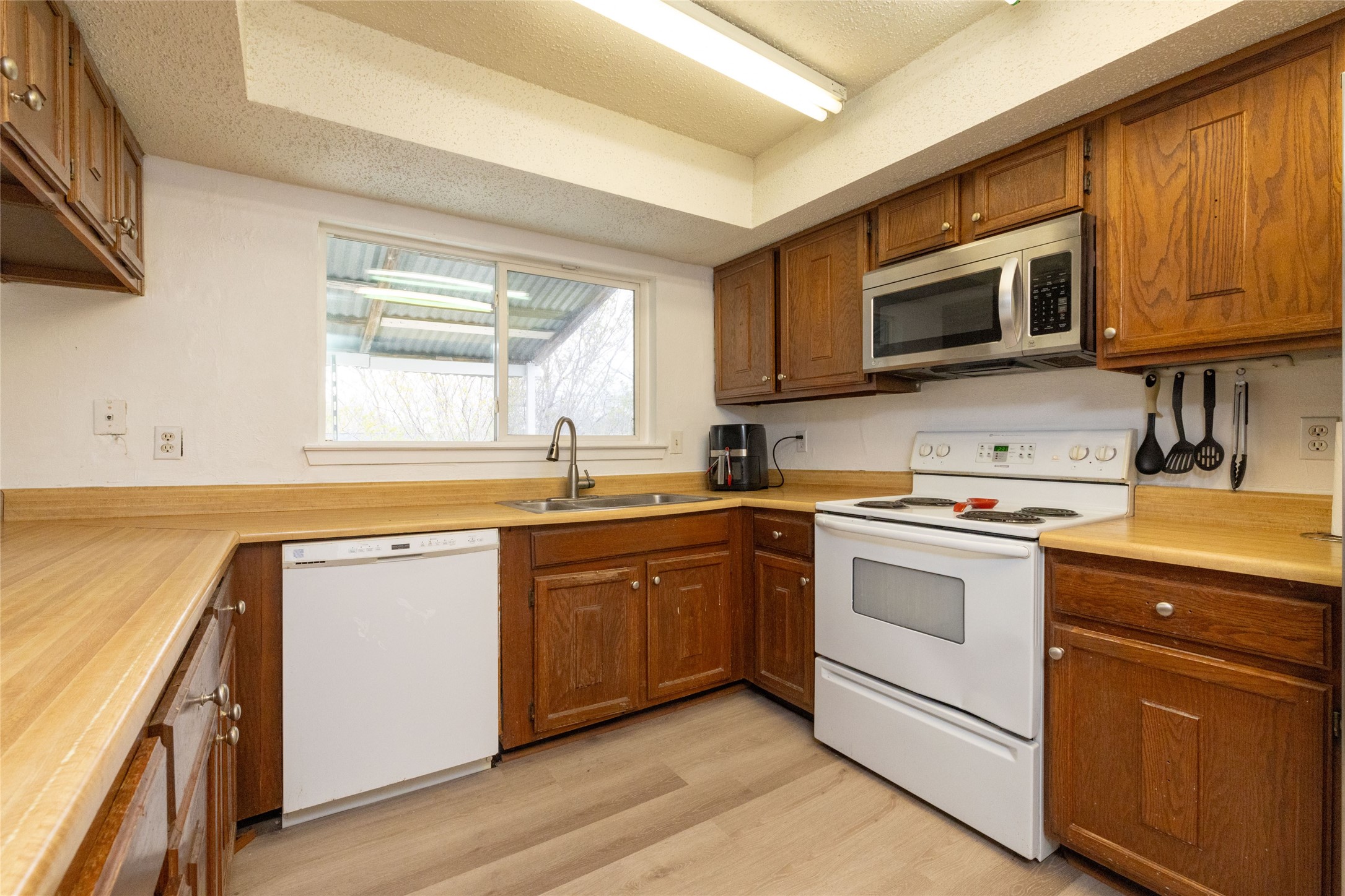 522 Royal Valley Road