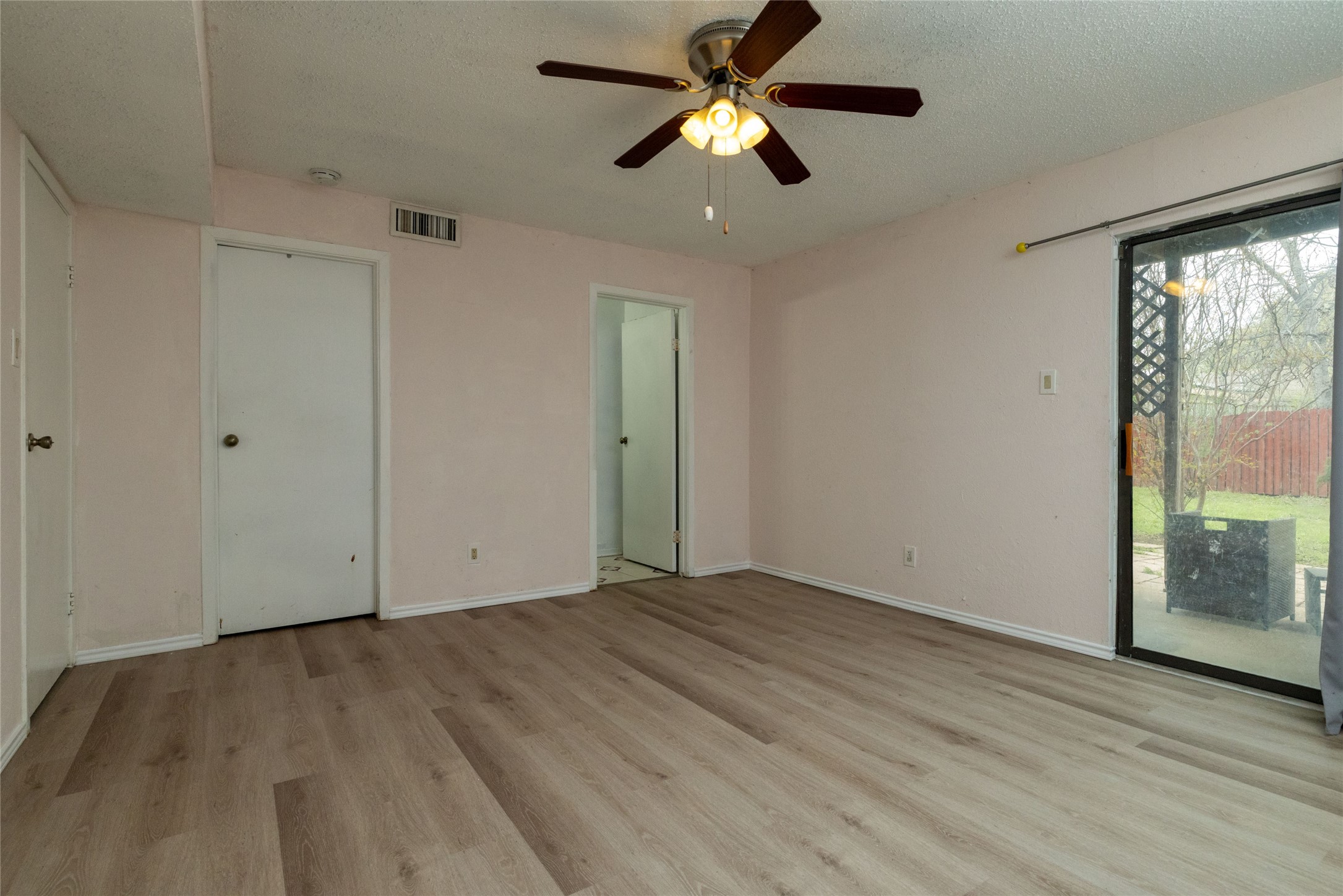 522 Royal Valley Road