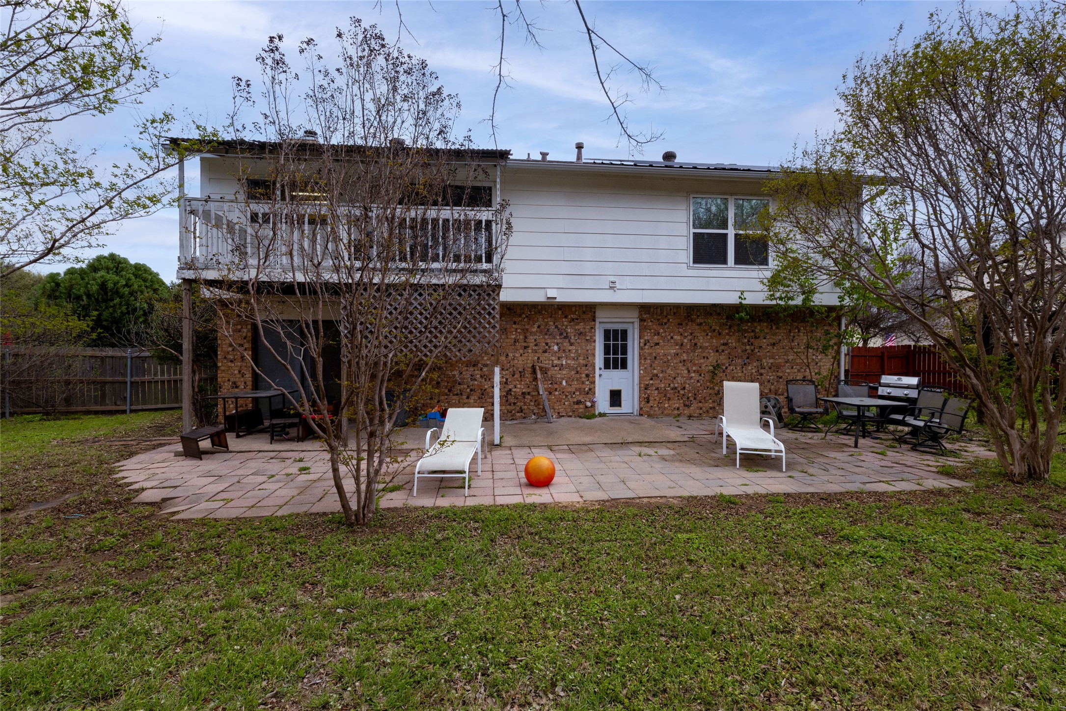 522 Royal Valley Road