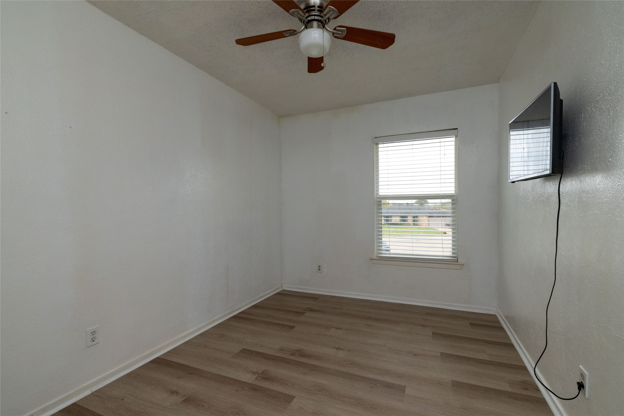 522 Royal Valley Road