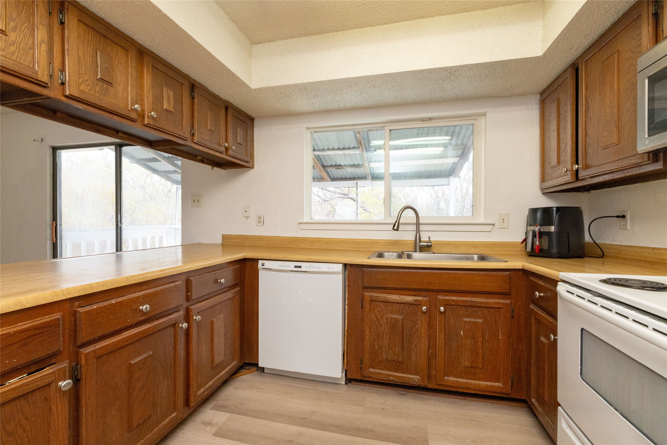 522 Royal Valley Road