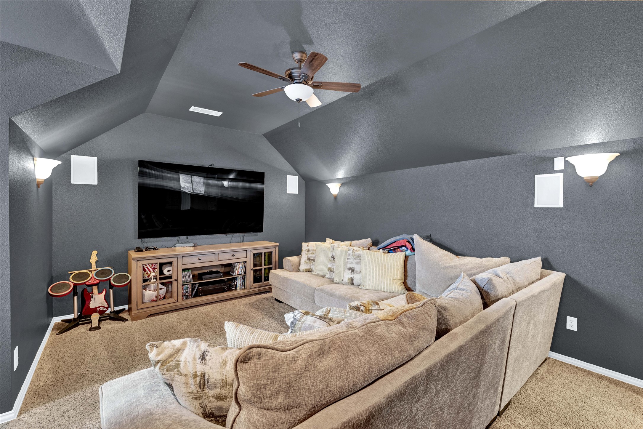 8124 Hickory Upland Drive