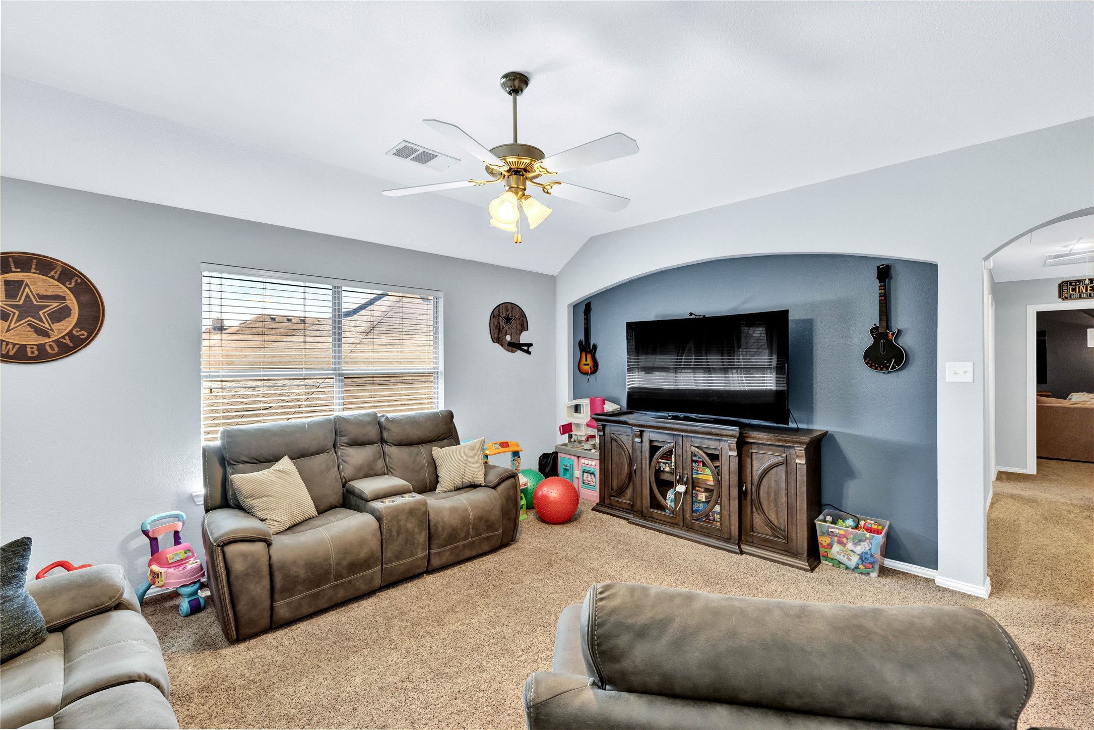 8124 Hickory Upland Drive