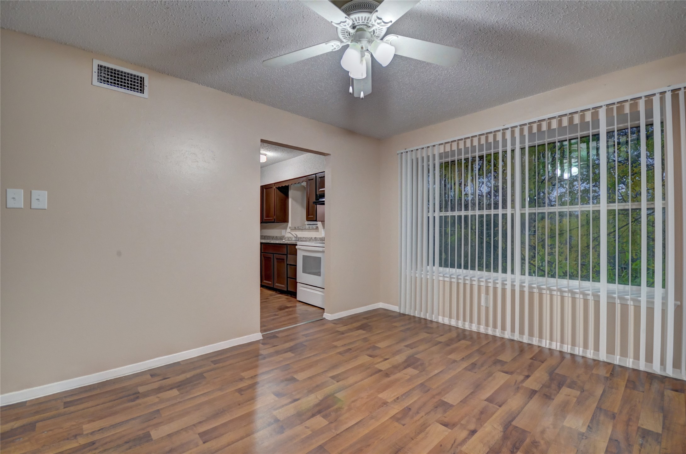 3319 Crites Street 203