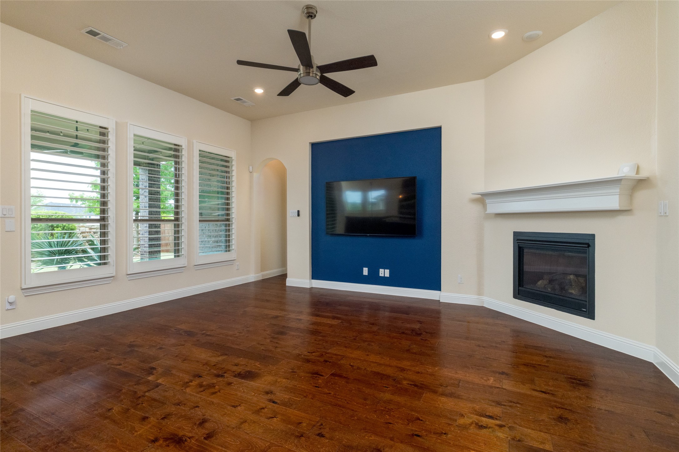 11701 Slumber Falls Drive