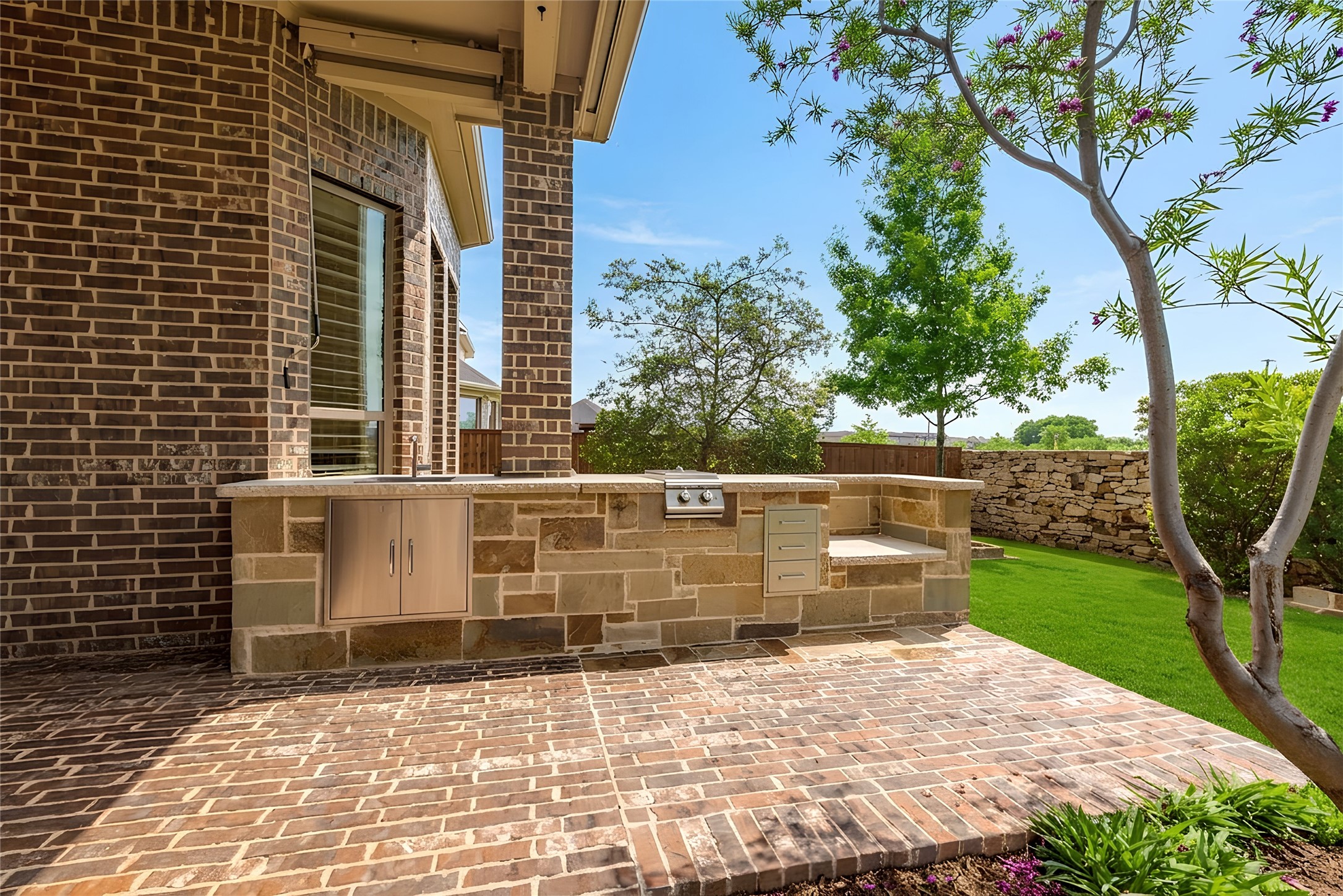 11701 Slumber Falls Drive