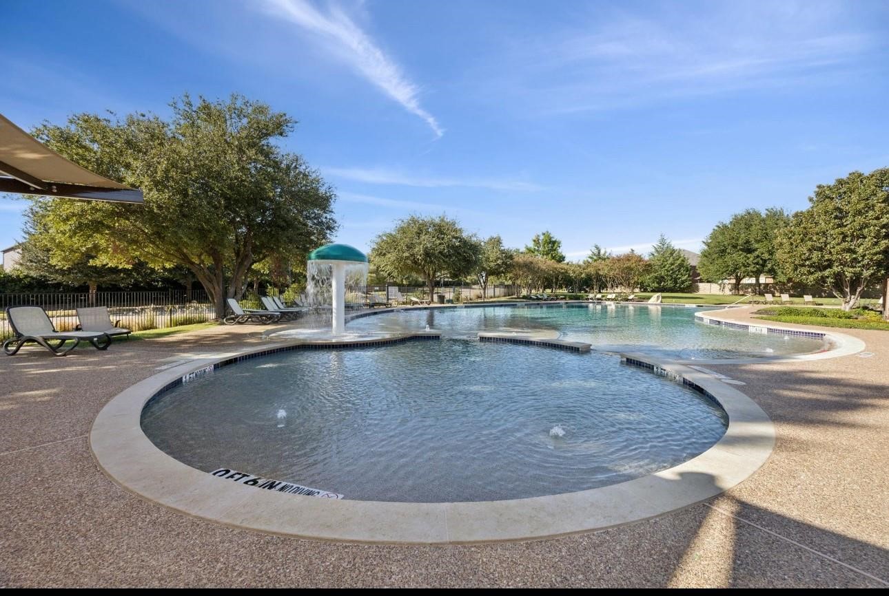 2908 Saddle Creek Drive