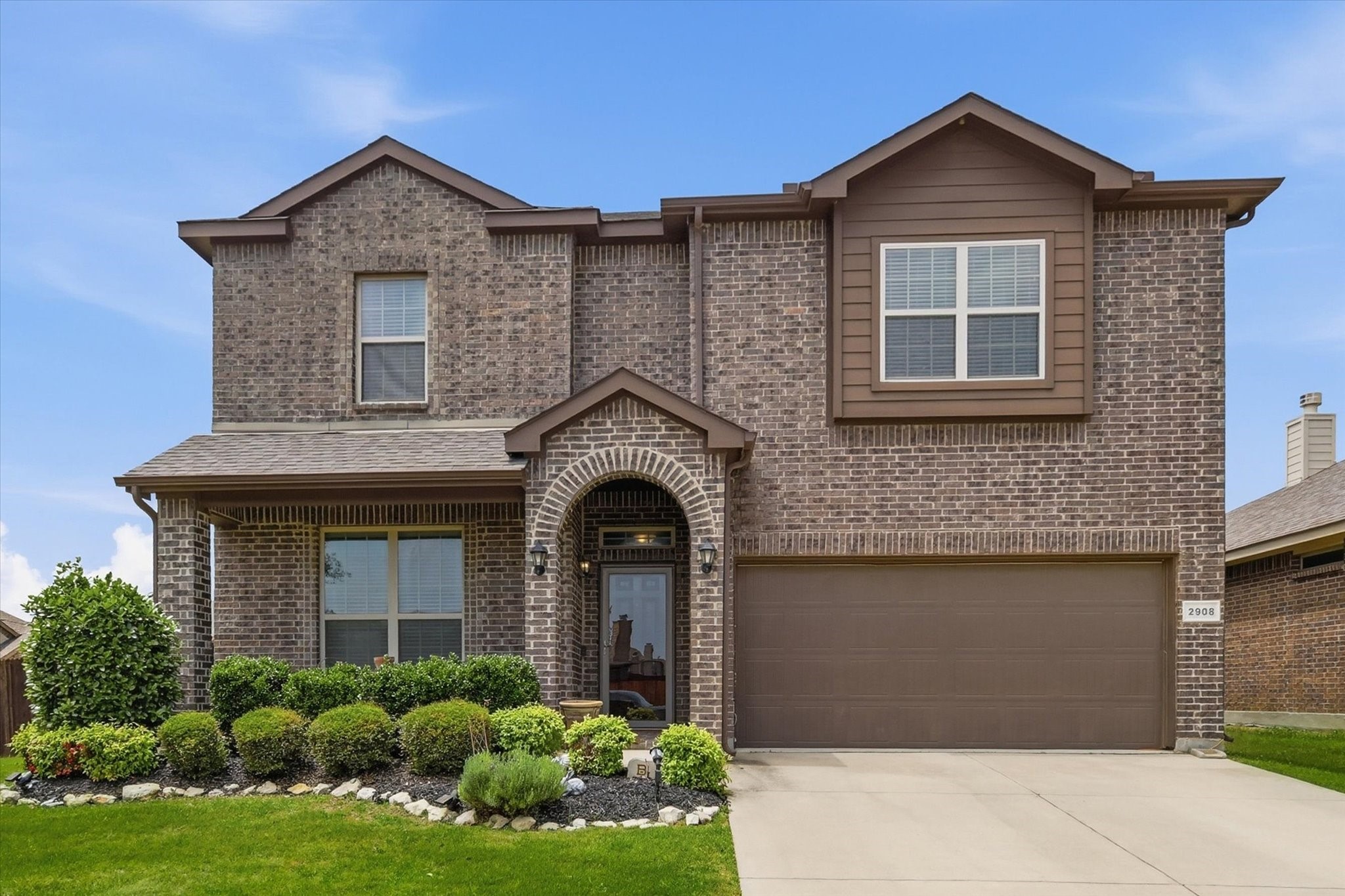 2908 Saddle Creek Drive