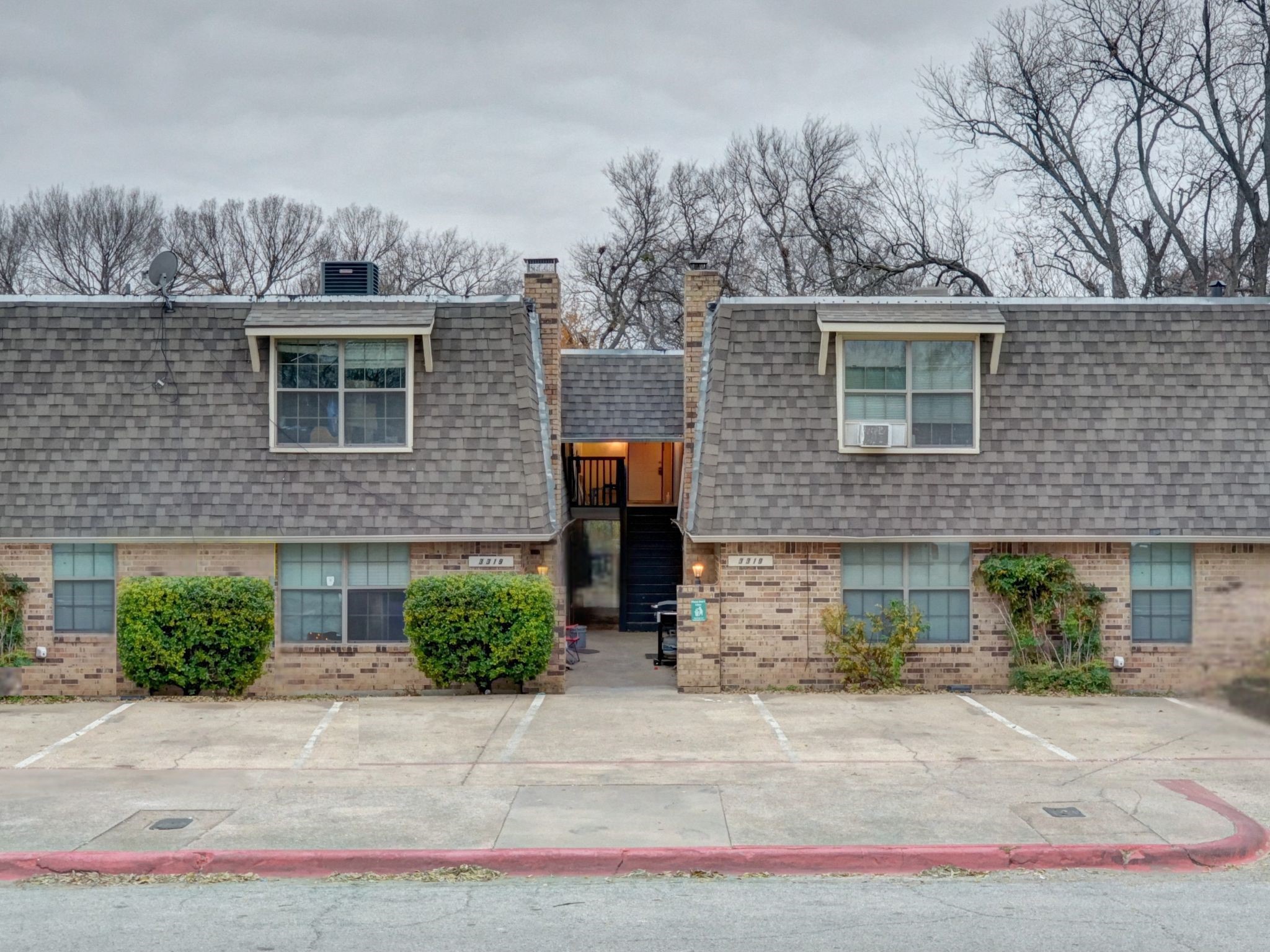 3319 Crites Street 101