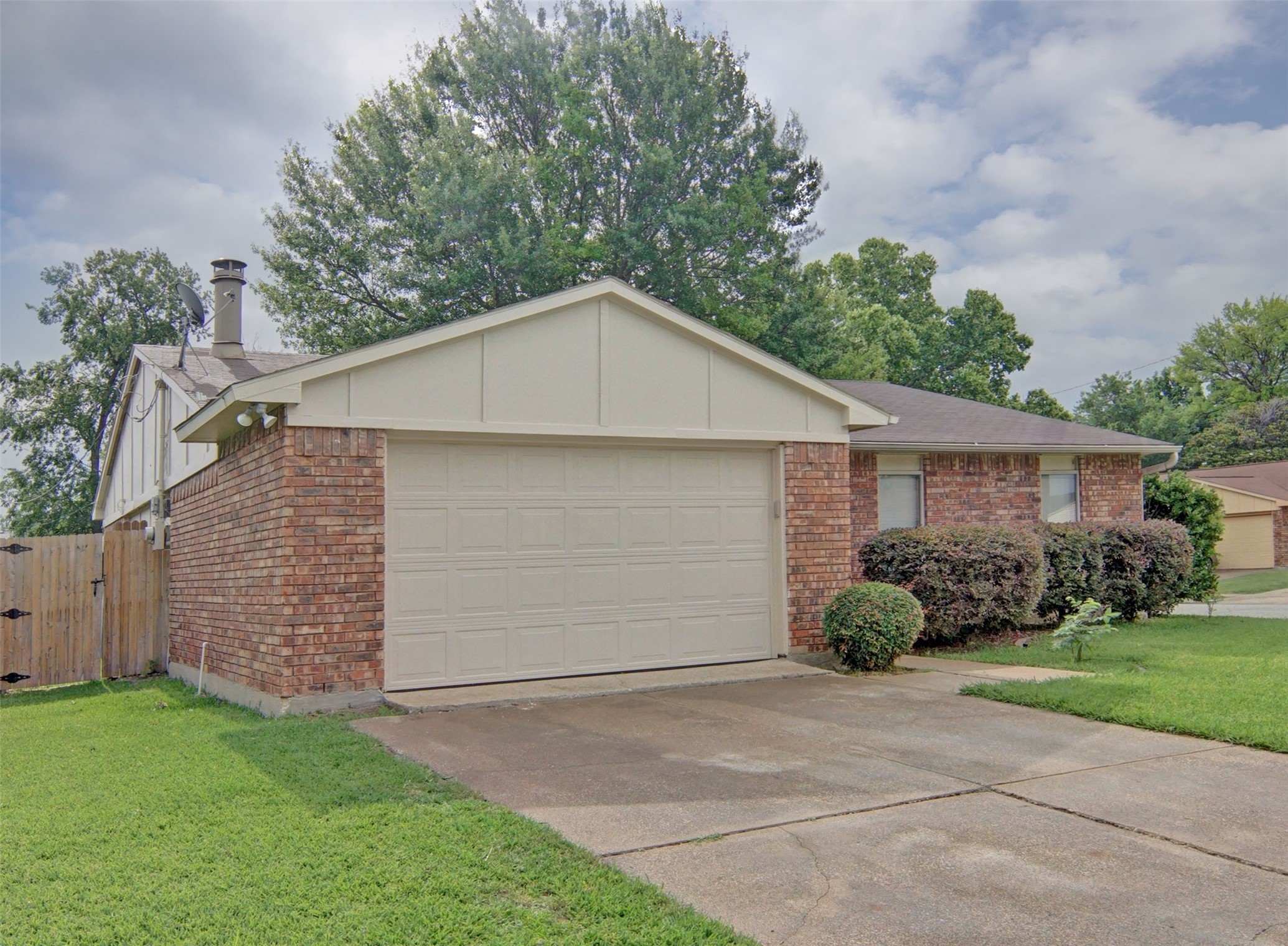 6600 Sunset Road