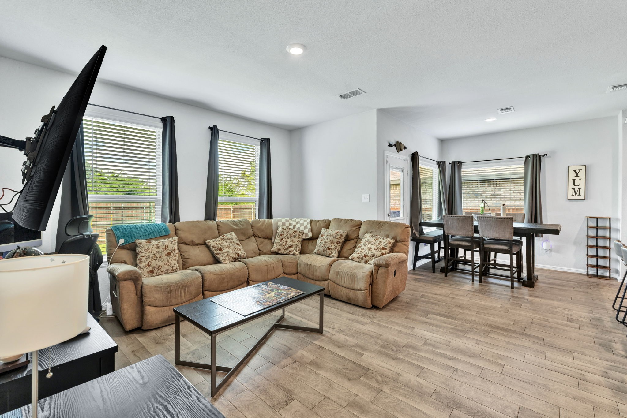 8413 Wildwest Drive