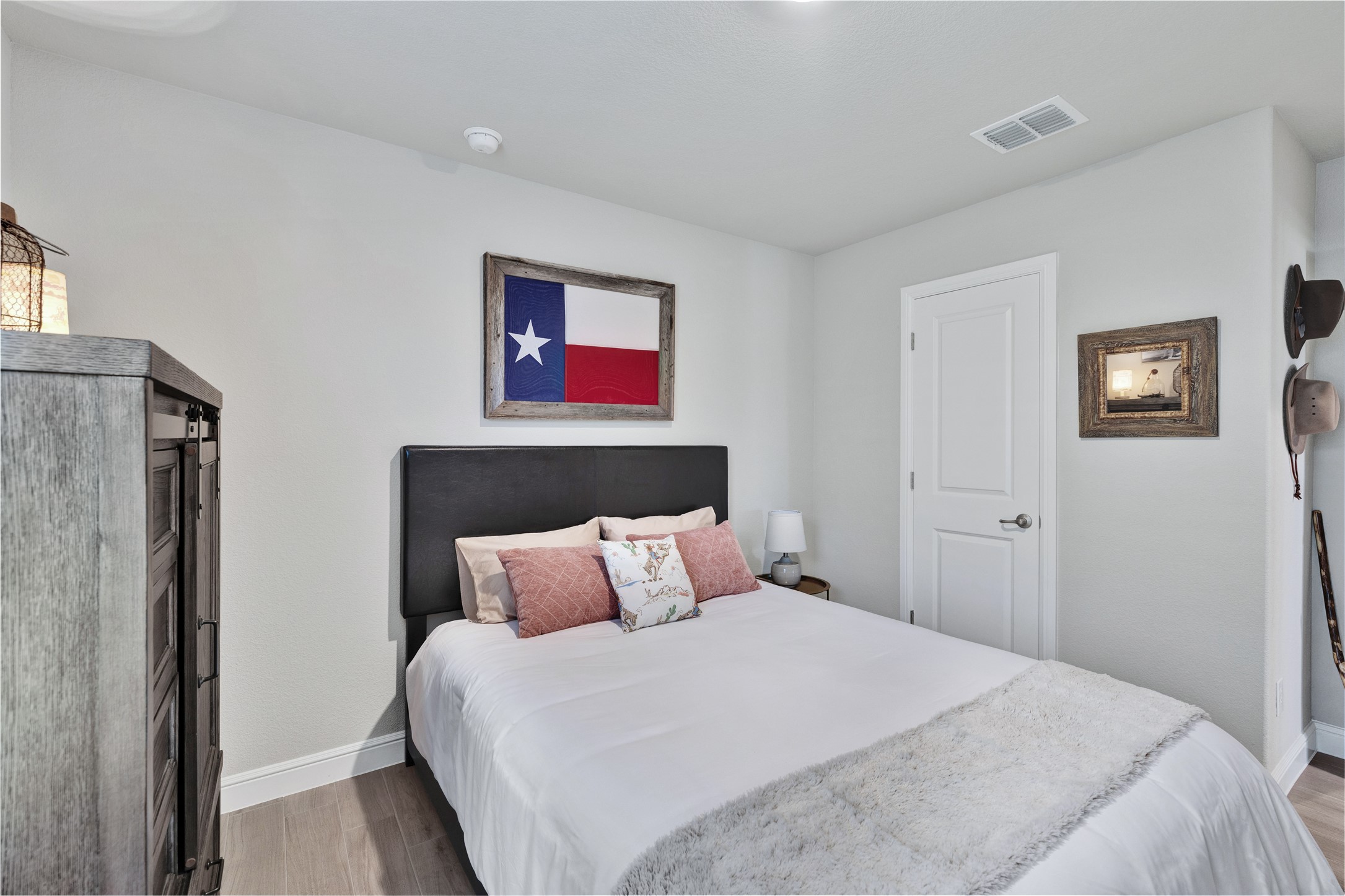 321 Valentine Court