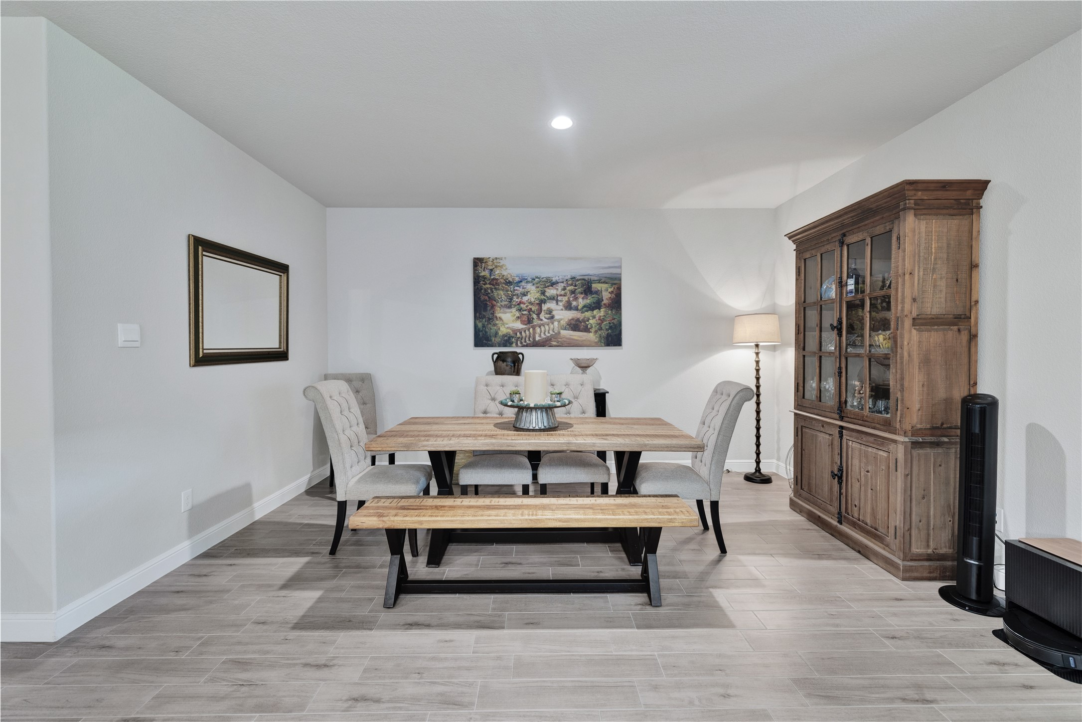 321 Valentine Court
