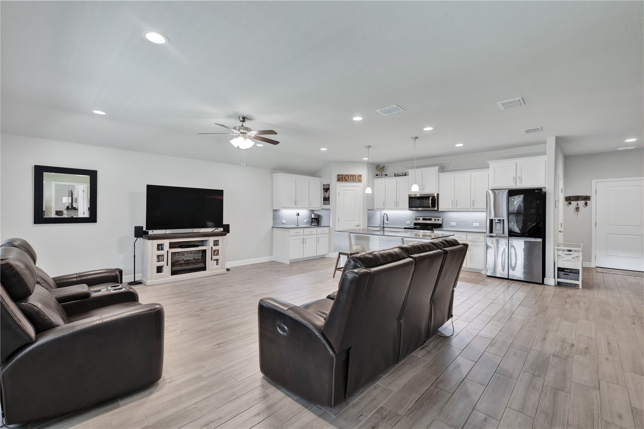 321 Valentine Court