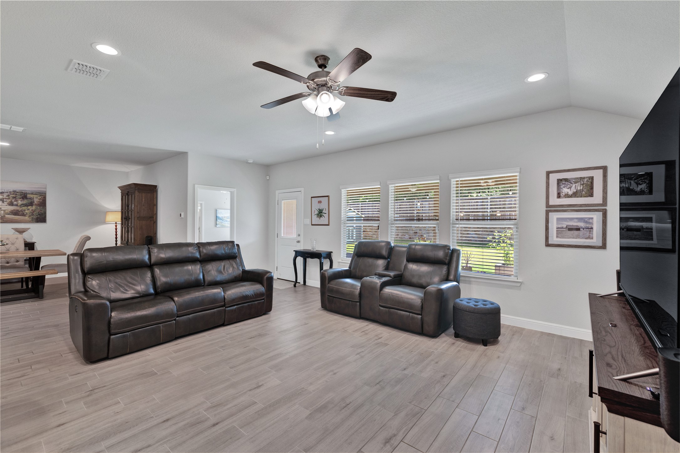 321 Valentine Court