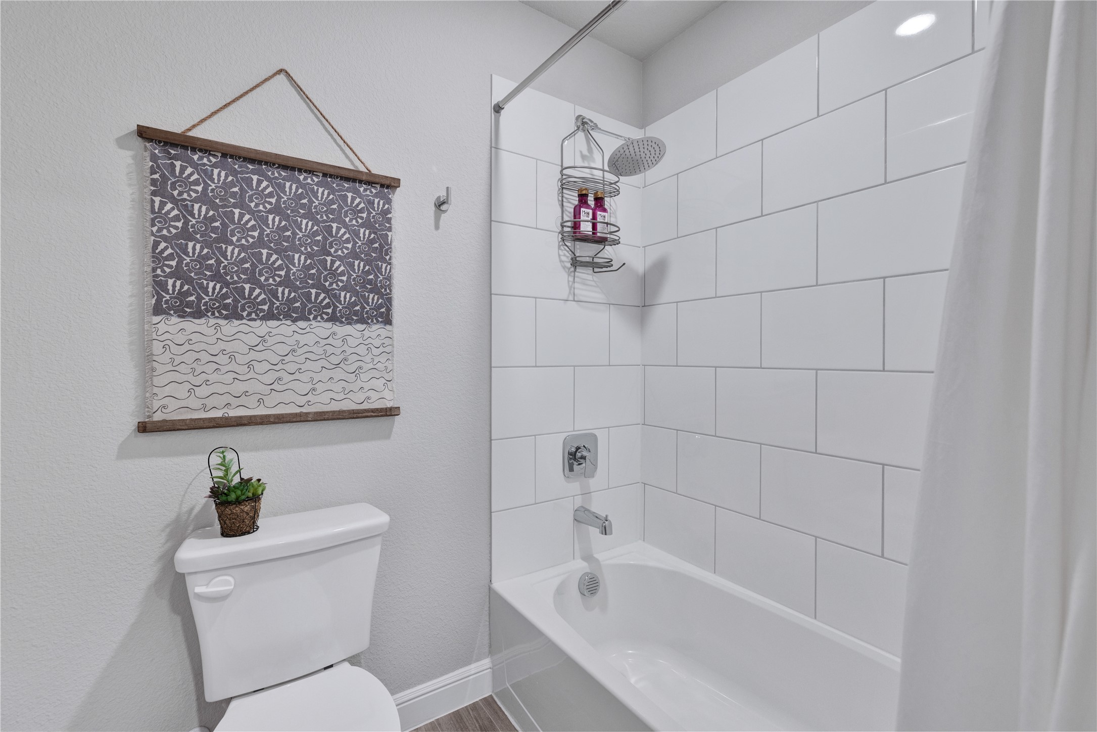 321 Valentine Court