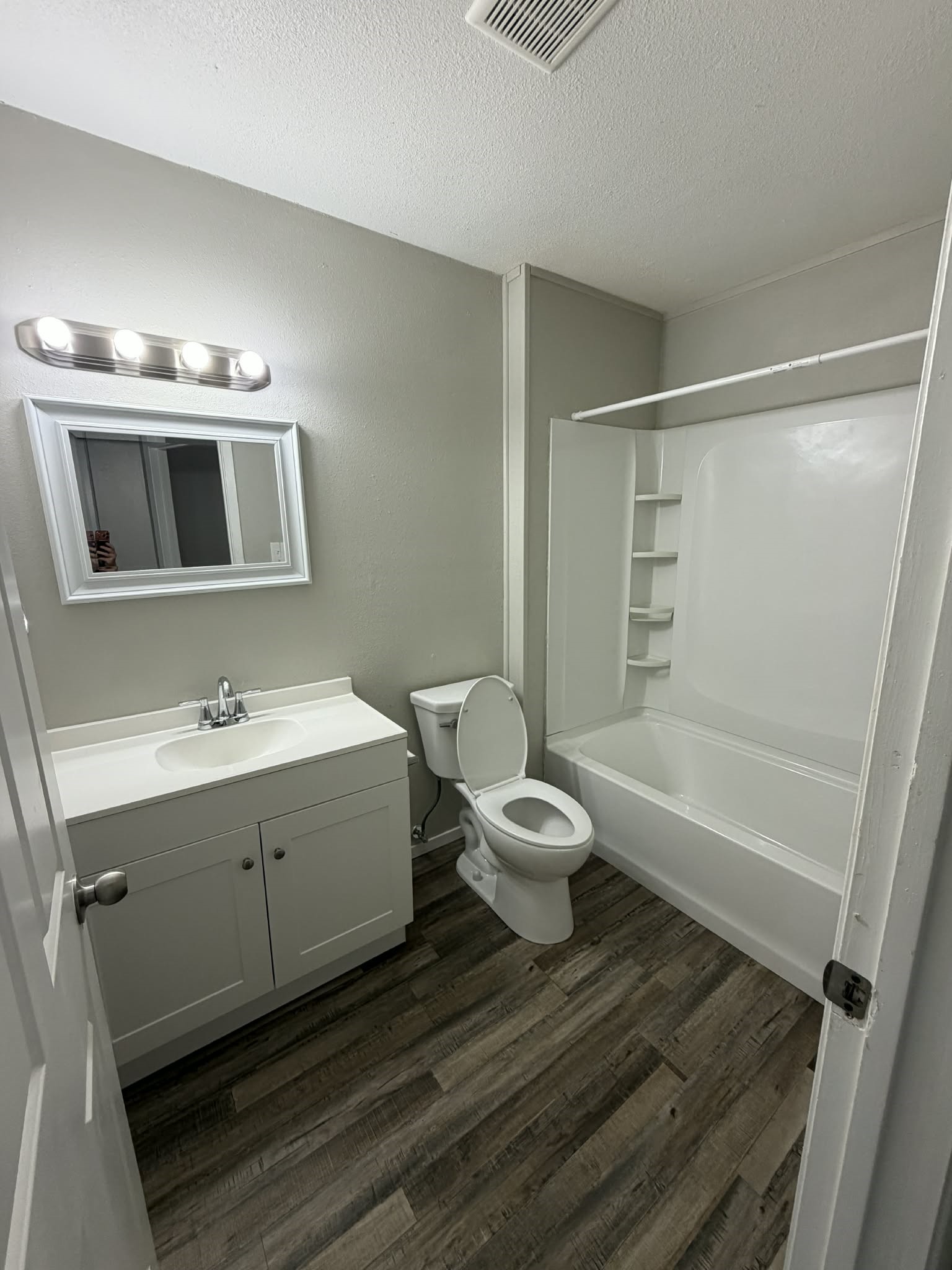 1410 Courtney Place
