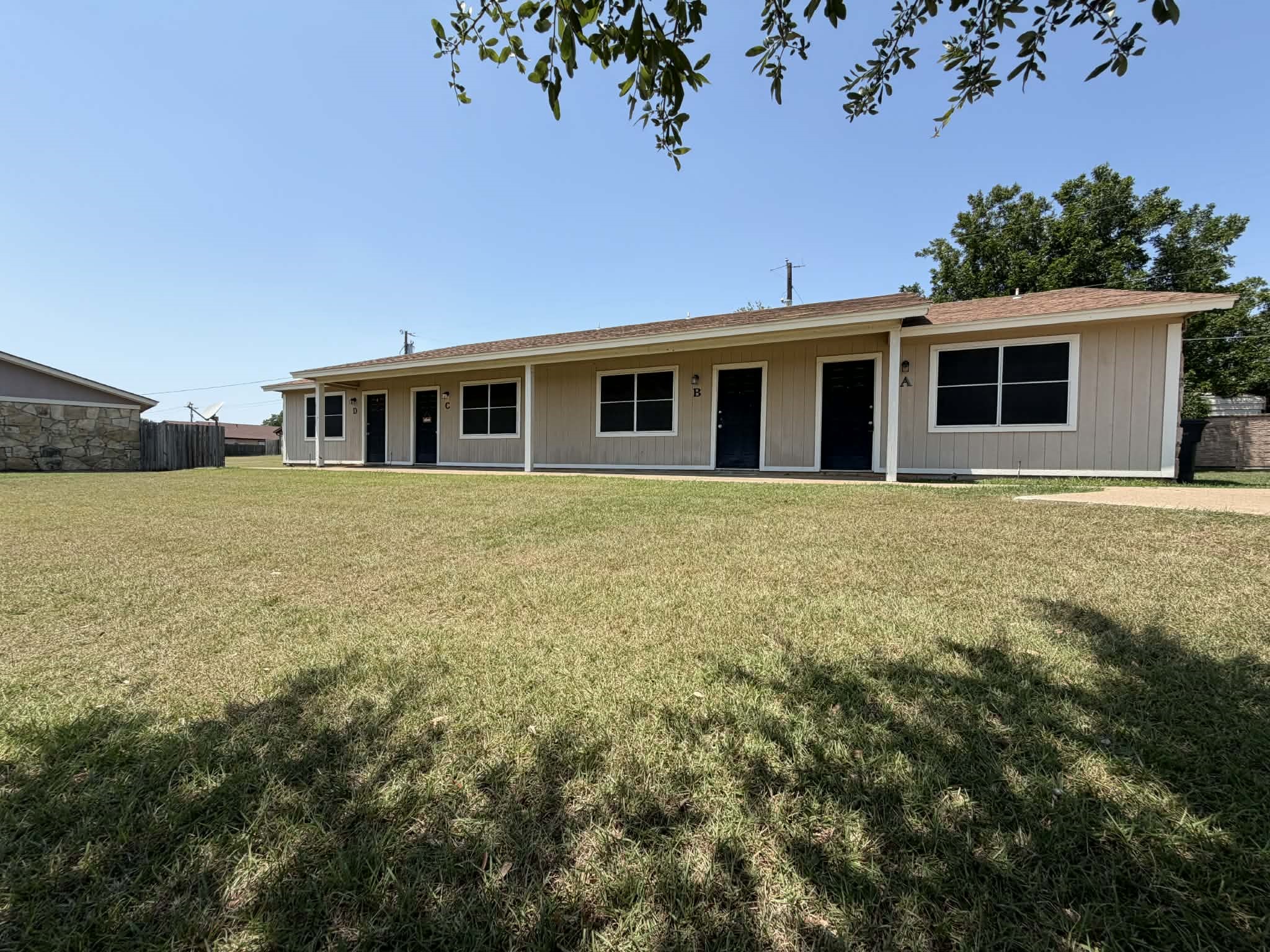 1410 Courtney Place