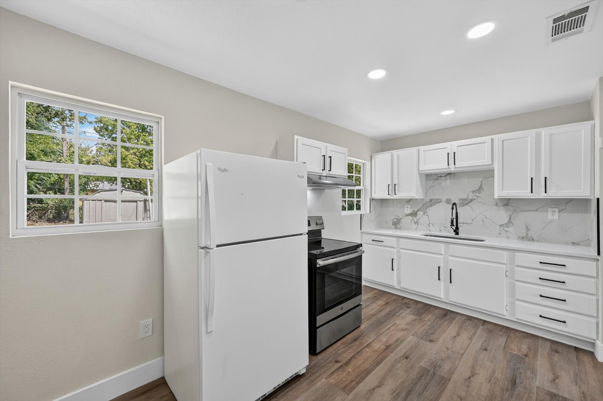 1022 Denton Drive