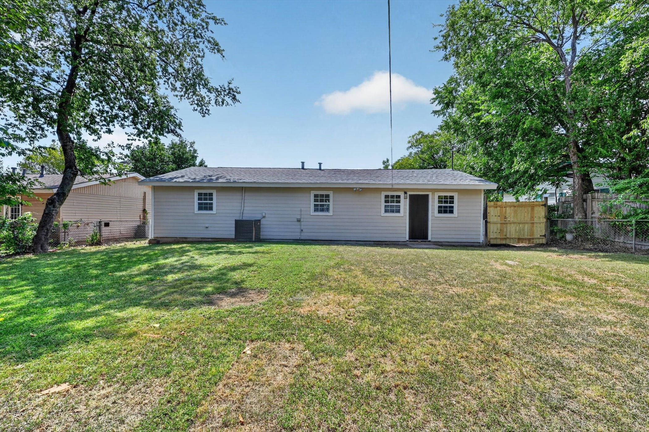 1022 Denton Drive