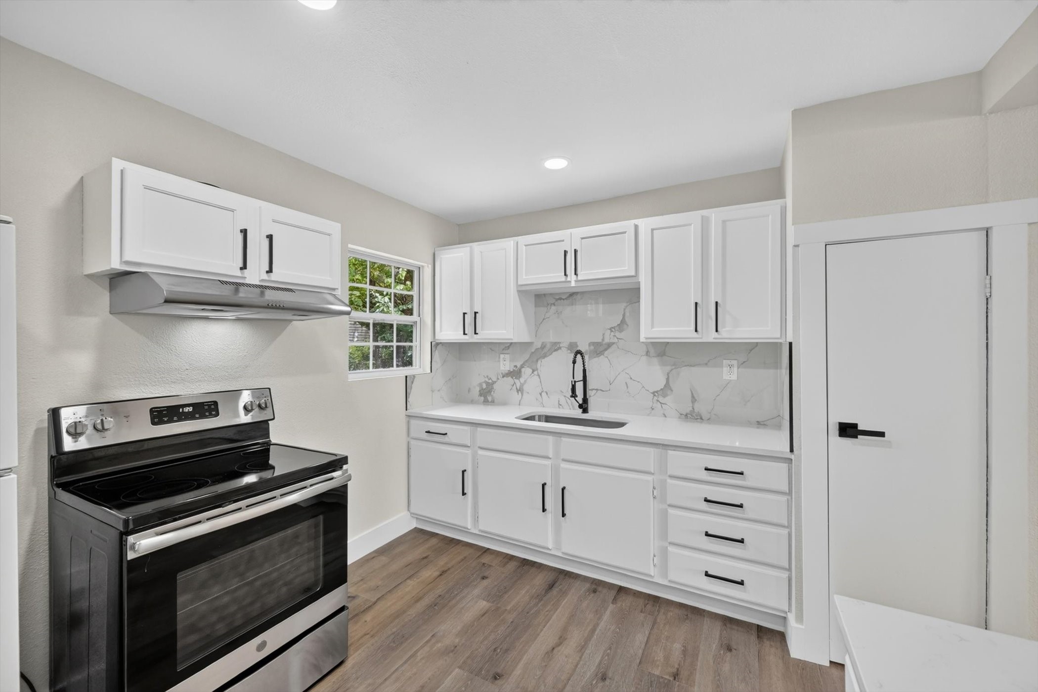 1022 Denton Drive