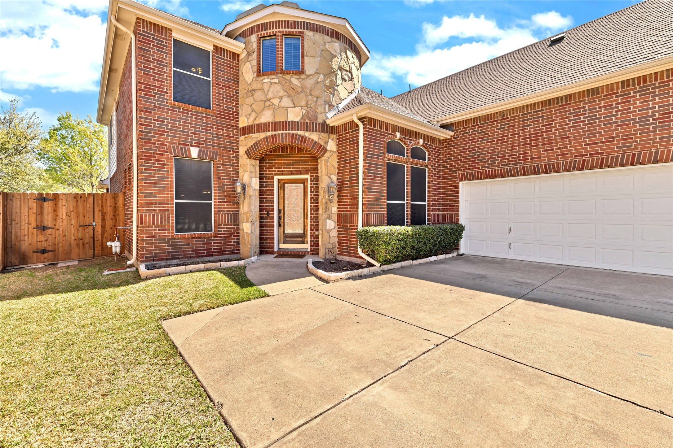8124 Hickory Upland Drive