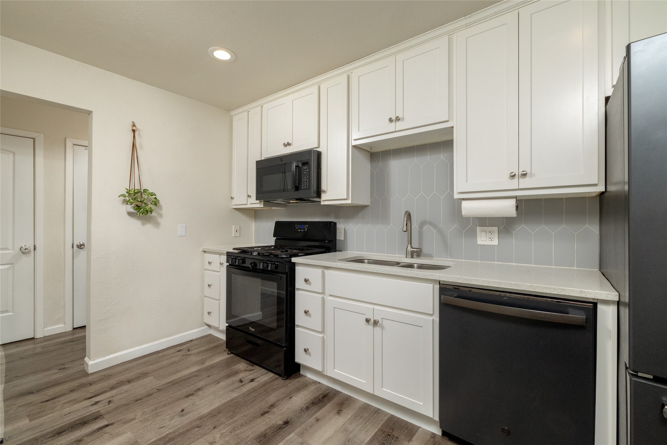 713 Shelmar Drive