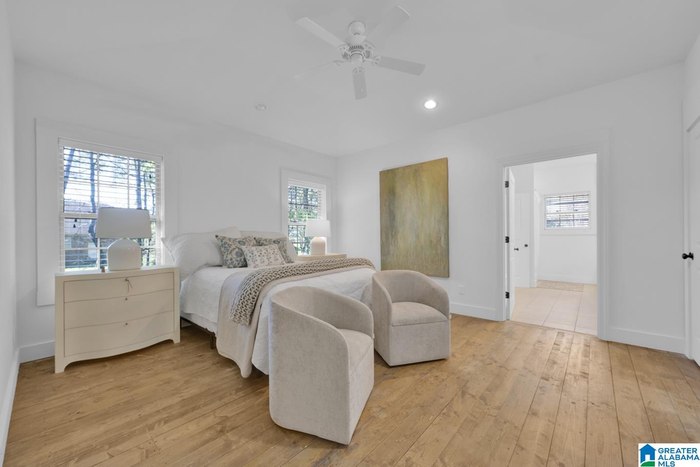 2153 CREEKSIDE LANE