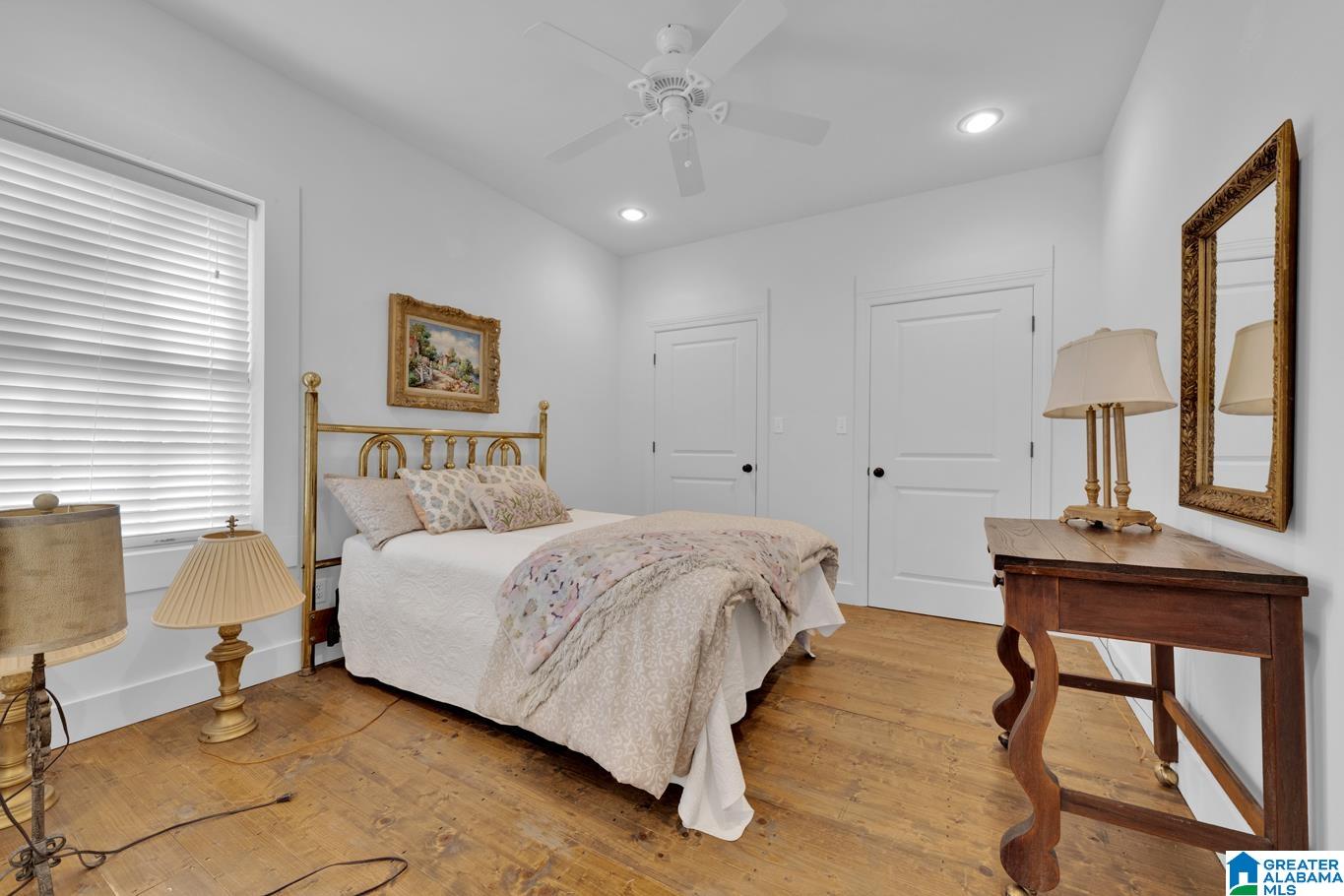 2153 CREEKSIDE LANE