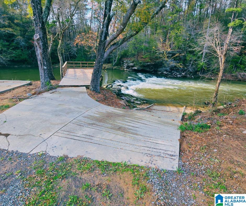 BLUEGRASS LANE 11