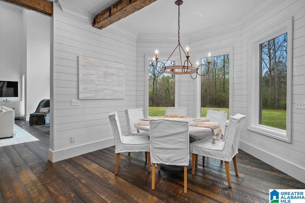 2406 OAK RIDGE DRIVE