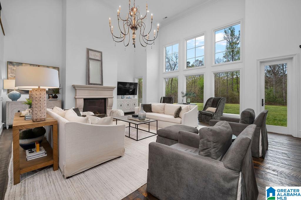 2406 OAK RIDGE DRIVE