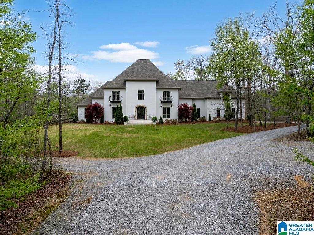 2406 OAK RIDGE DRIVE