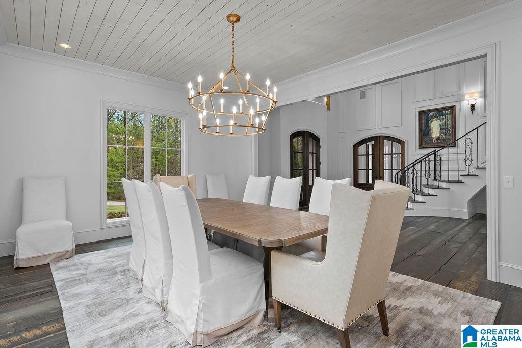 2406 OAK RIDGE DRIVE