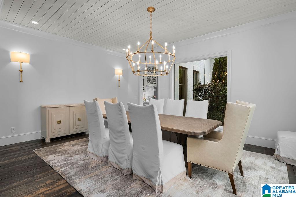 2406 OAK RIDGE DRIVE