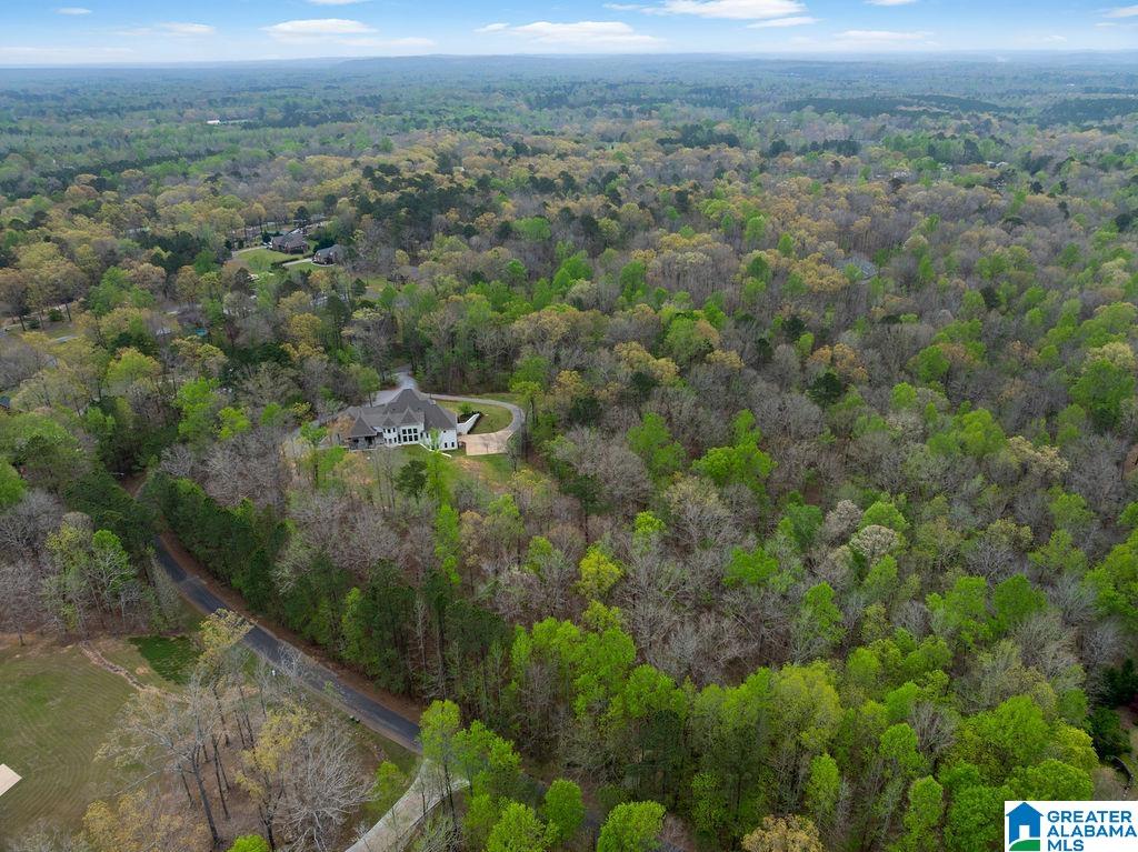 2406 OAK RIDGE DRIVE