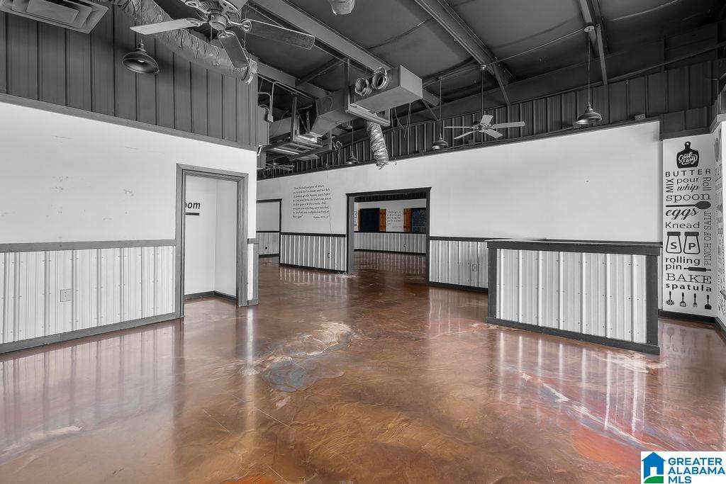 301 N WALSTON BRIDGE ROAD Suite 112 and 113