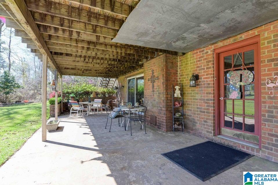 231 FAIRWAY DRIVE
