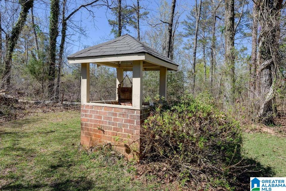 231 FAIRWAY DRIVE