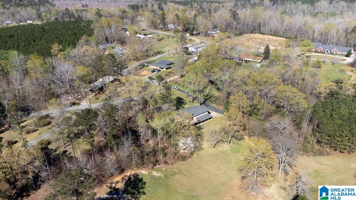 231 FAIRWAY DRIVE