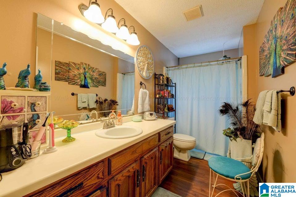 231 FAIRWAY DRIVE