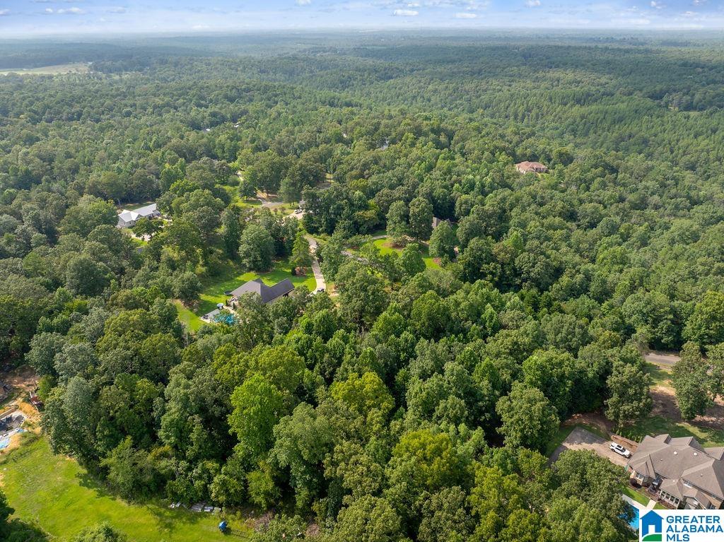 000 ESTATES DRIVE