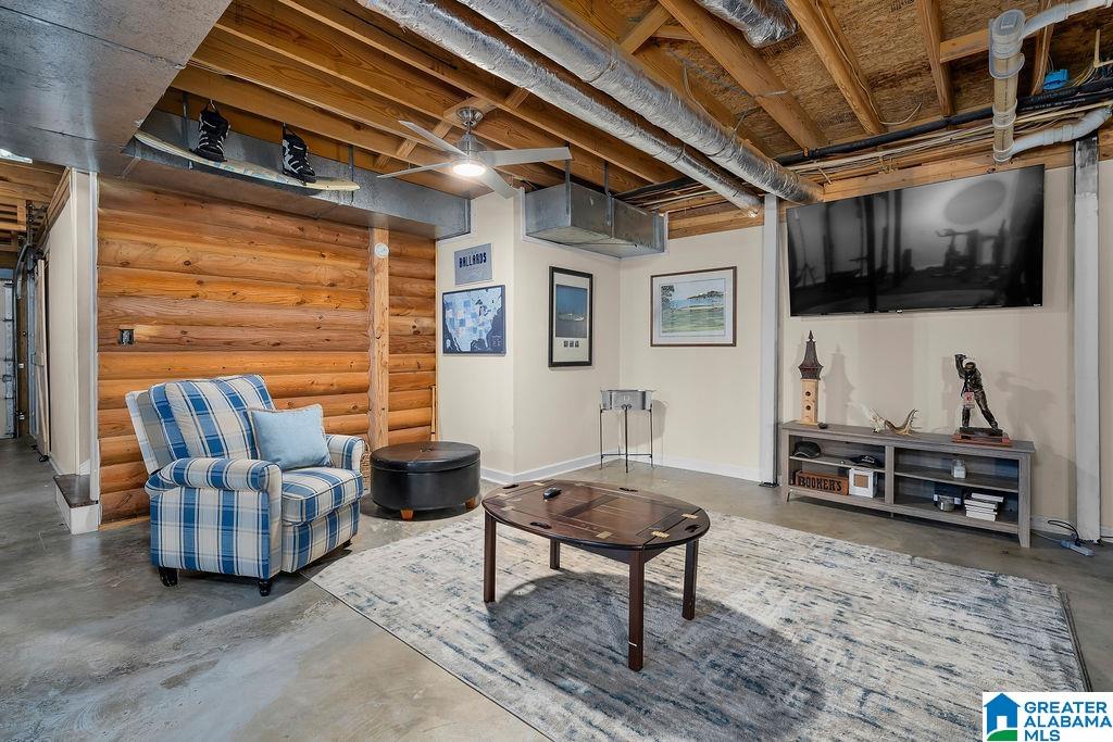 322 BLUE WATER POINTE DRIVE