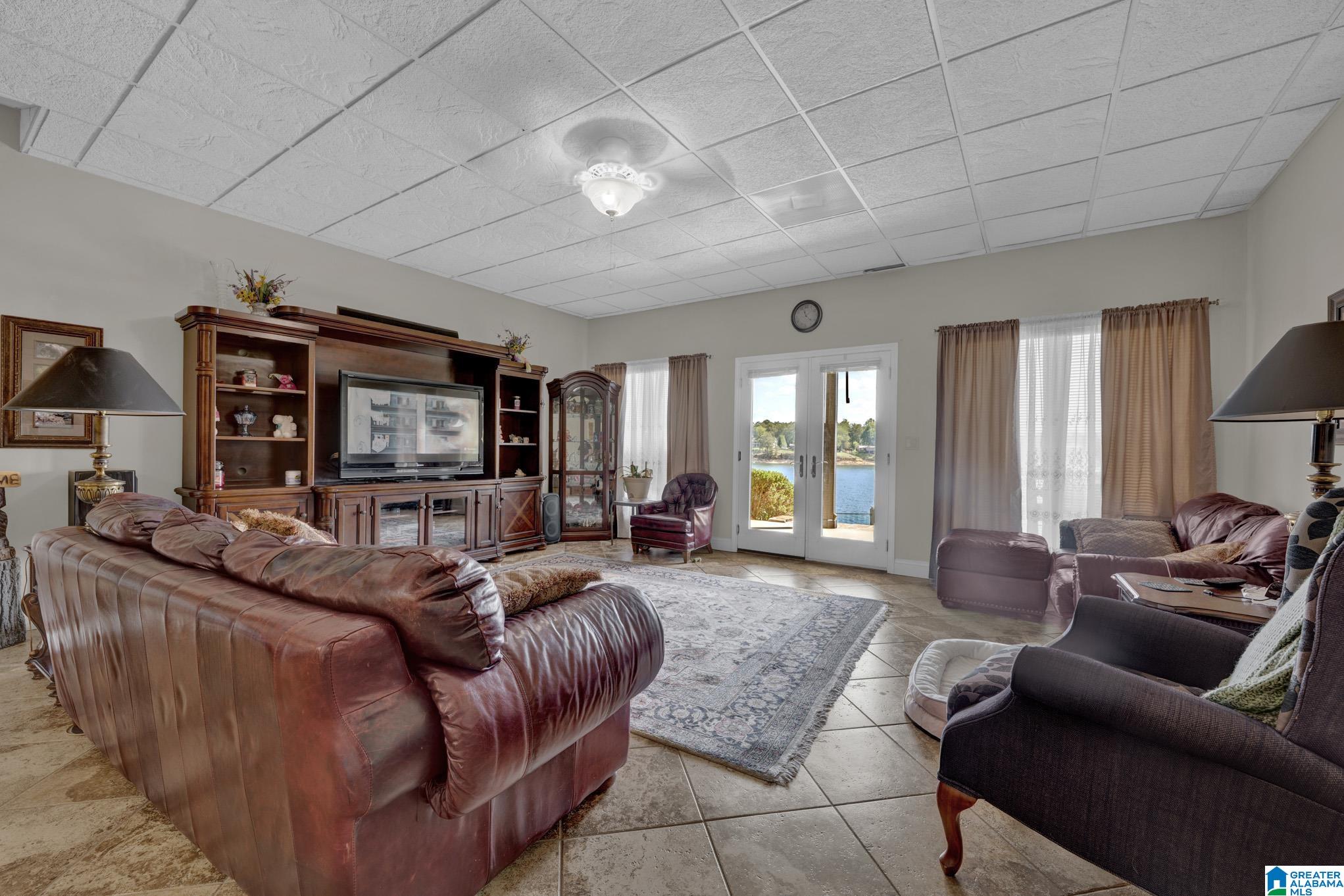 340 LAKE SHORE AVENUE