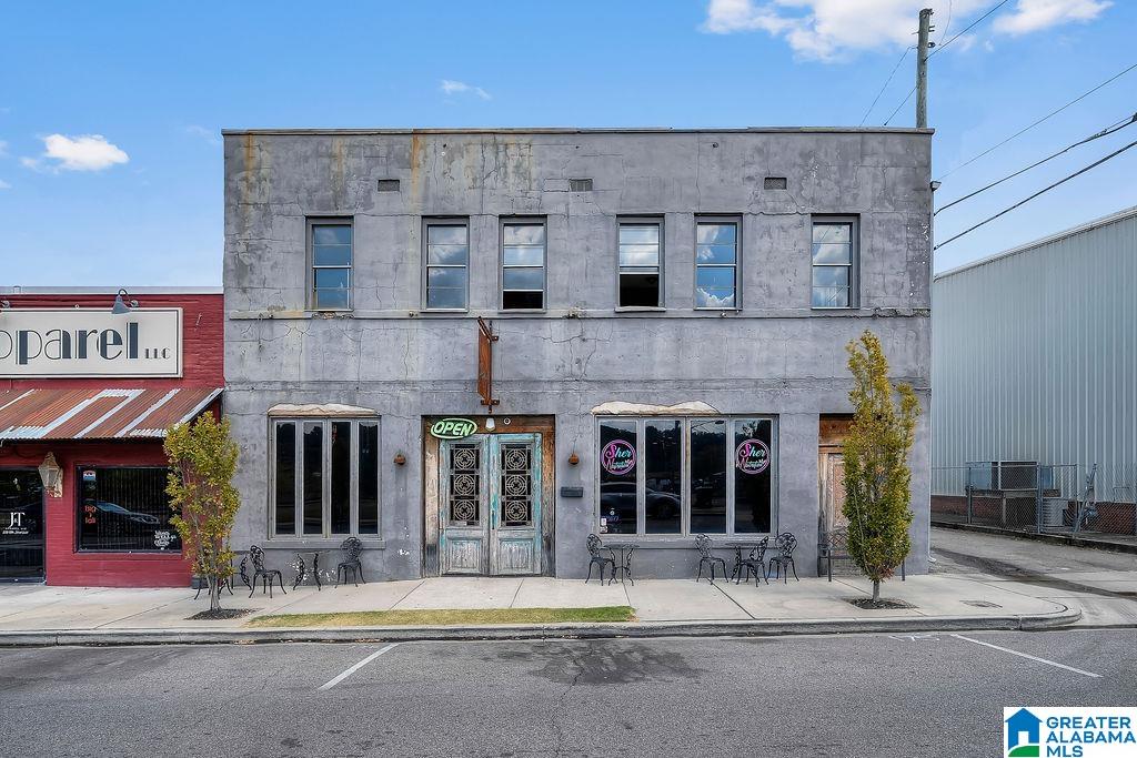 520 19TH STREET
